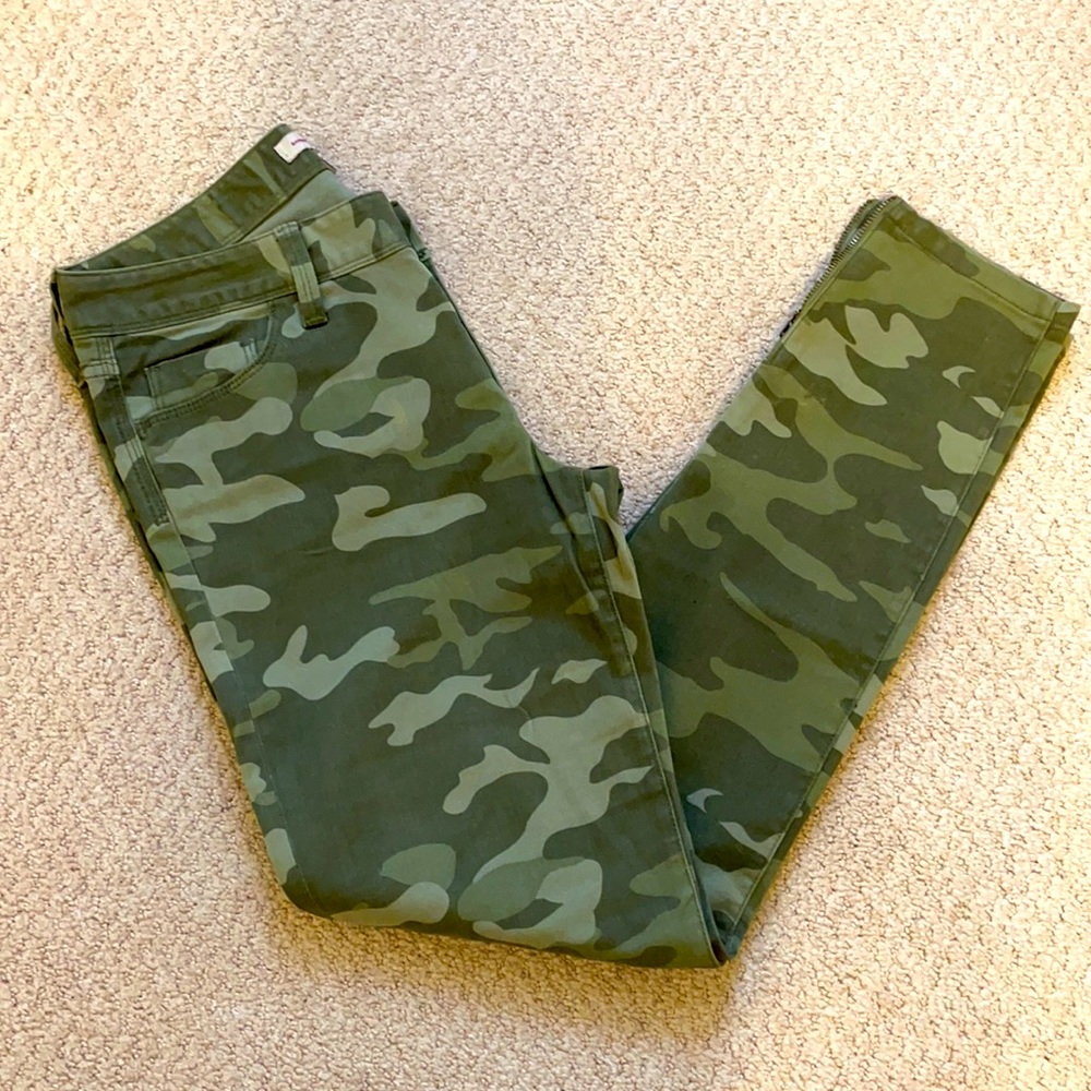 Banana Republic Camouflage Pants